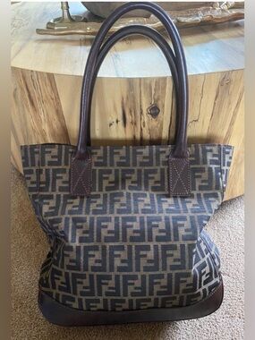 VINTAGE Fendi Zucca Logo Monogram Shoulder Hobo Tote Bag